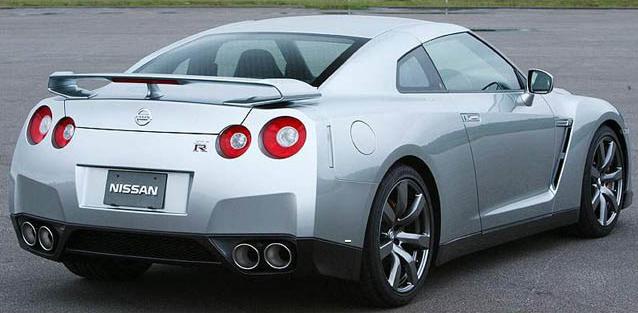 nissan_gt_r_2_big.jpg